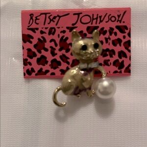 Betsey Johnson Gold Cat Brooch with Pearl
